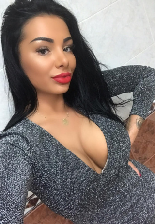New Romanian Escort Scarlett Tecom. 3