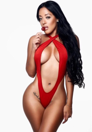 Unforgettable Experience Romanian Escort Model Nicole. 0