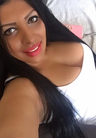 Curvy Body Escort Jessica Tecom. 3
