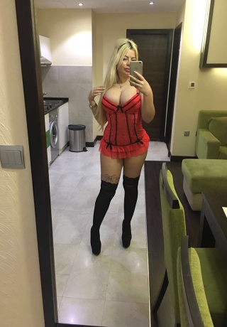 Antonia Sexy Lady. 4