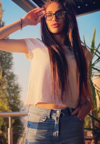 Explore Your Fantasies Escort Sara Tecom. 7