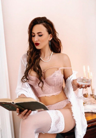 Drama Free Romanian Escort Magnolia Heavenly Figure Downtown. 1